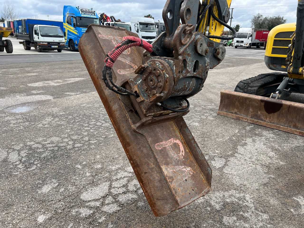 Wacker Neuson 8003