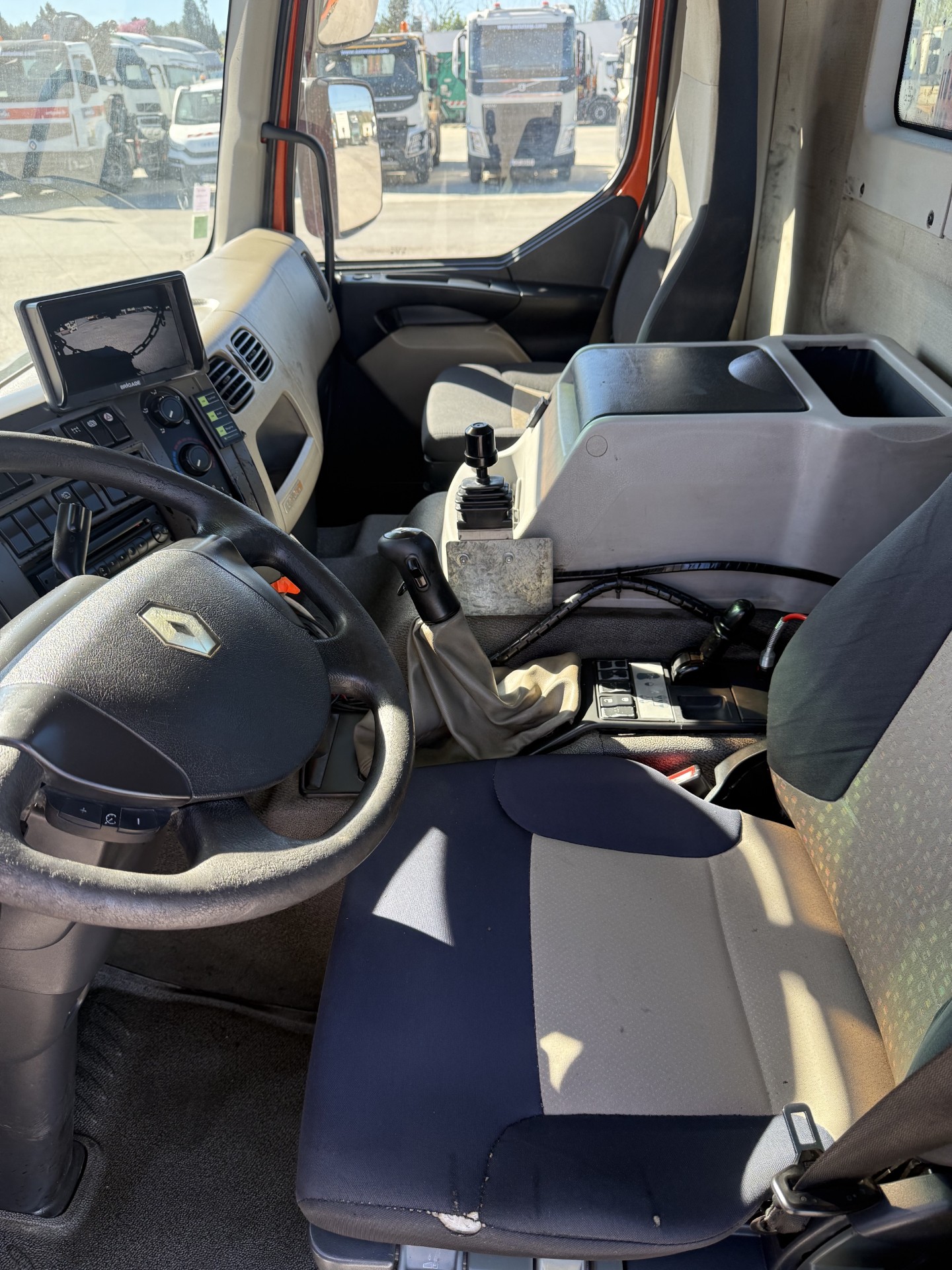 Renault Premium Lander 370 DXI