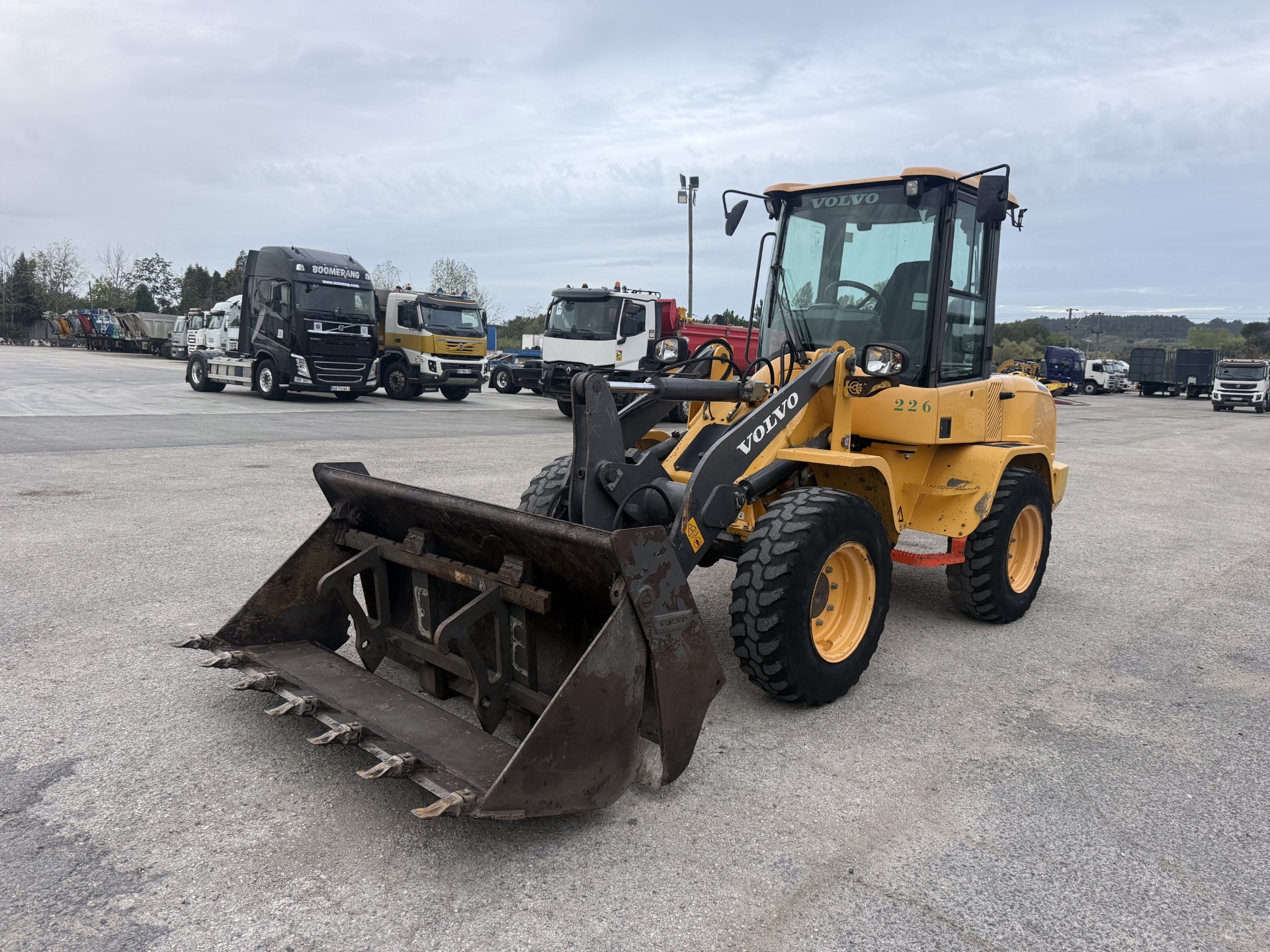 Volvo L 30