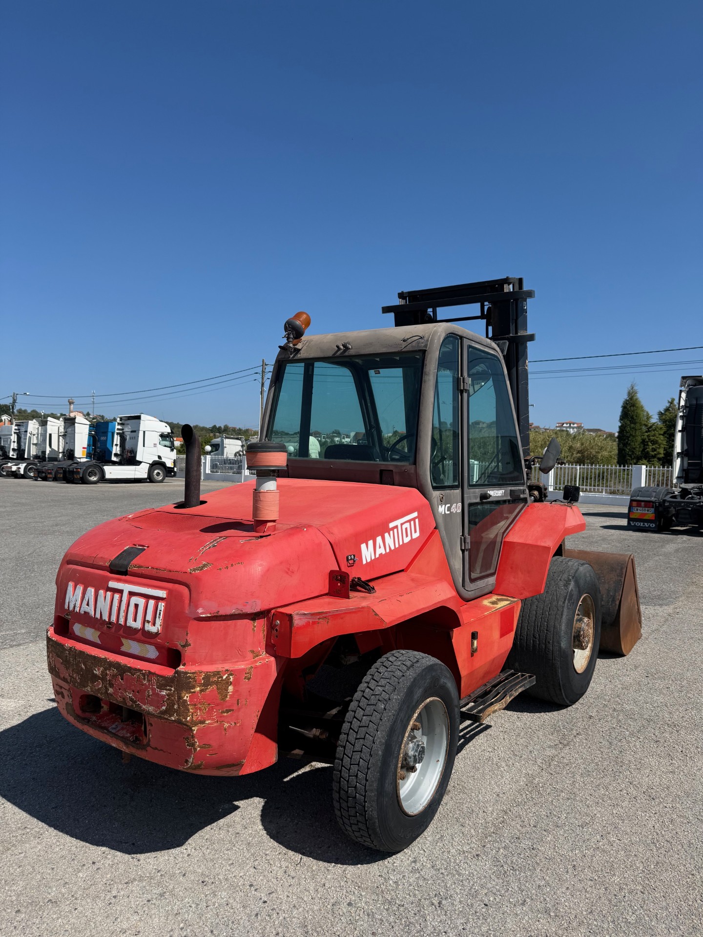 Manitou MC 40