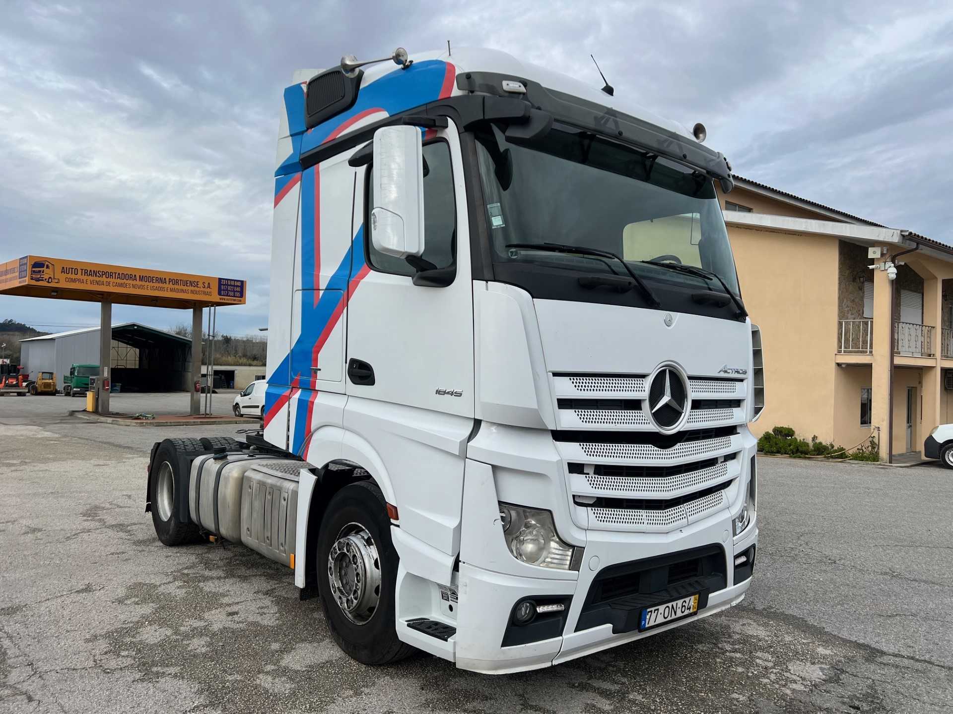 Mercedes Actros 1845 