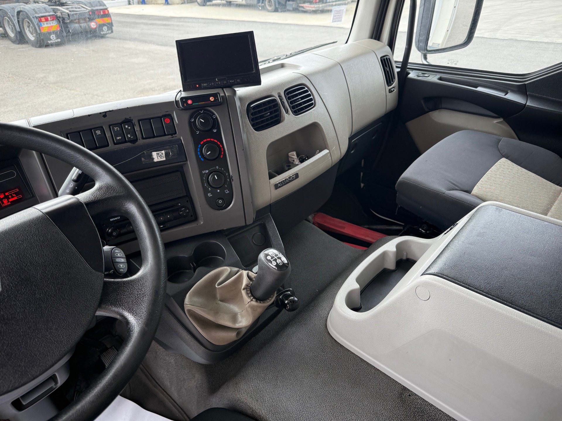 Renault Midlum 300 DXI