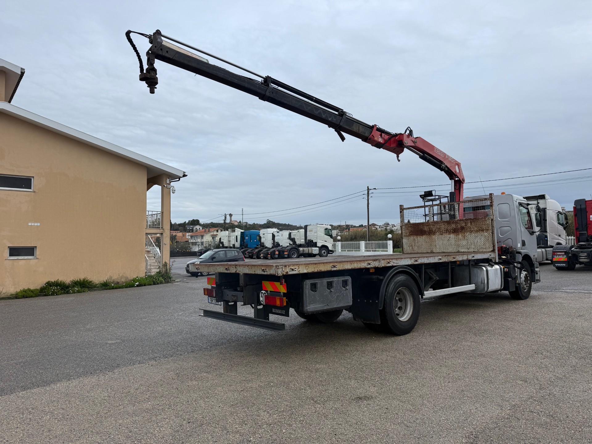 Renault Premium 270 DCI