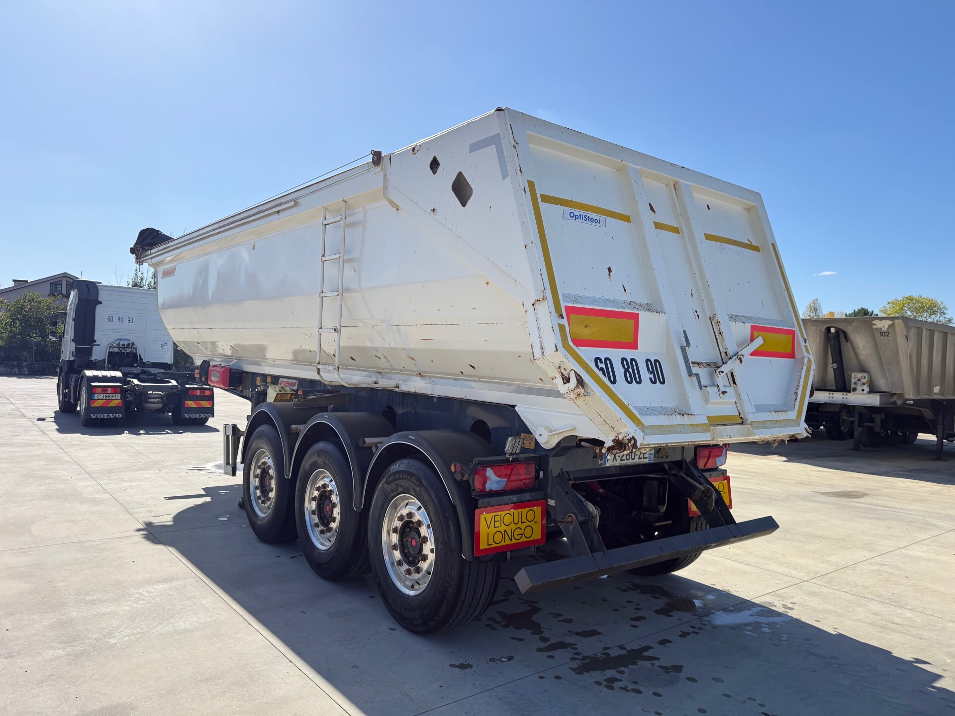 FRUEHAUF 